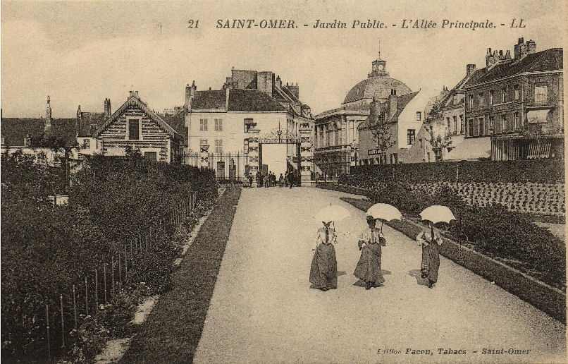 Le long de cette allée les jolies dames de la ville avec leurs ombrelles aimaient à se promener. 
